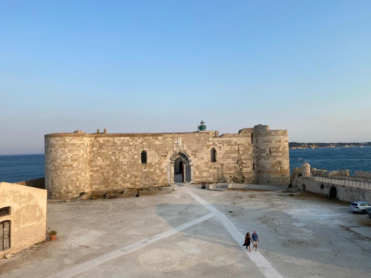 Incantevole Appartamento In Palazzo Storico Ortigia Syracuse Extérieur photo