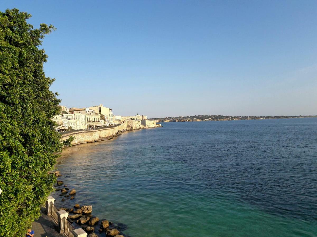 Incantevole Appartamento In Palazzo Storico Ortigia Syracuse Extérieur photo