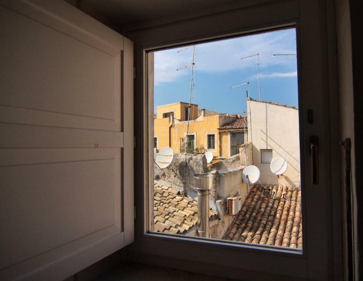 Incantevole Appartamento In Palazzo Storico Ortigia Syracuse Extérieur photo